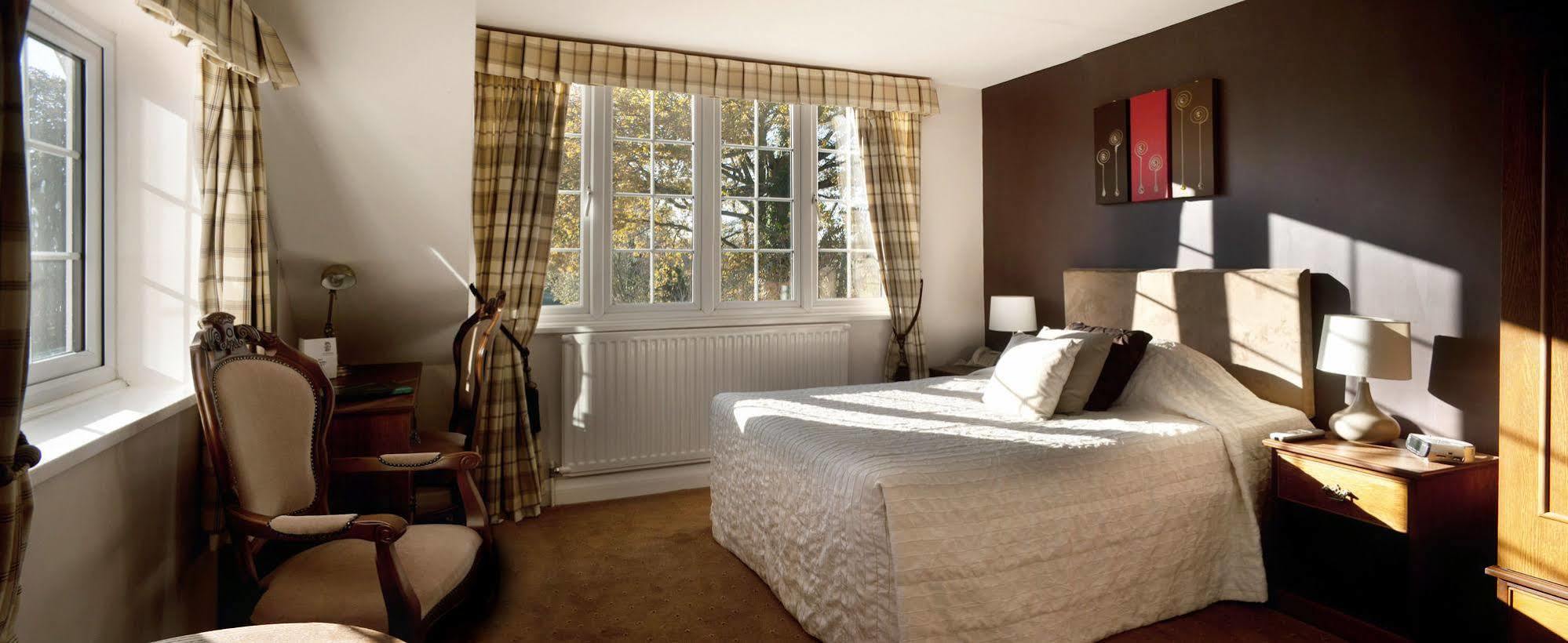 The Mill House Hotell Reading Exteriör bild