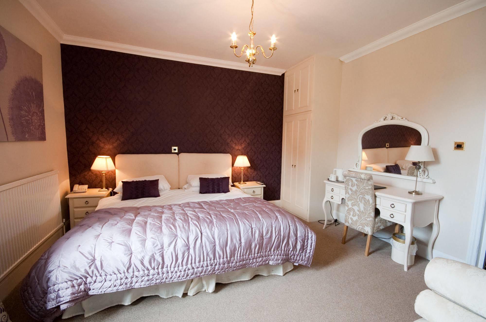 The Mill House Hotell Reading Exteriör bild