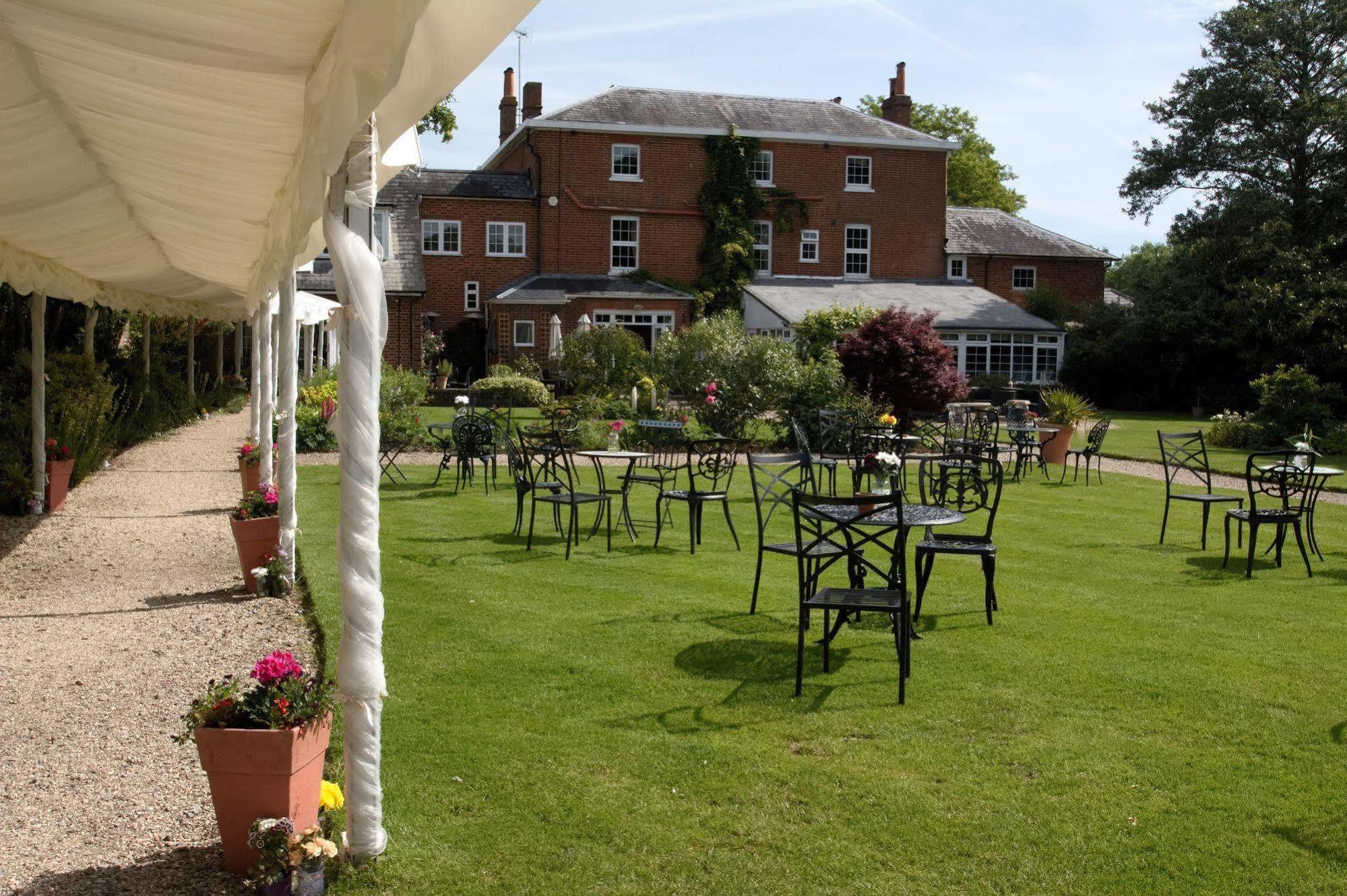 The Mill House Hotell Reading Exteriör bild